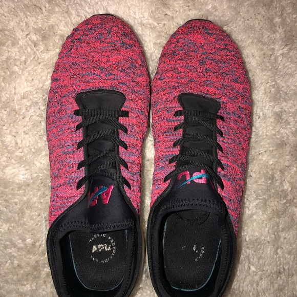 New APL running shoes!! - Picture 4 of 5